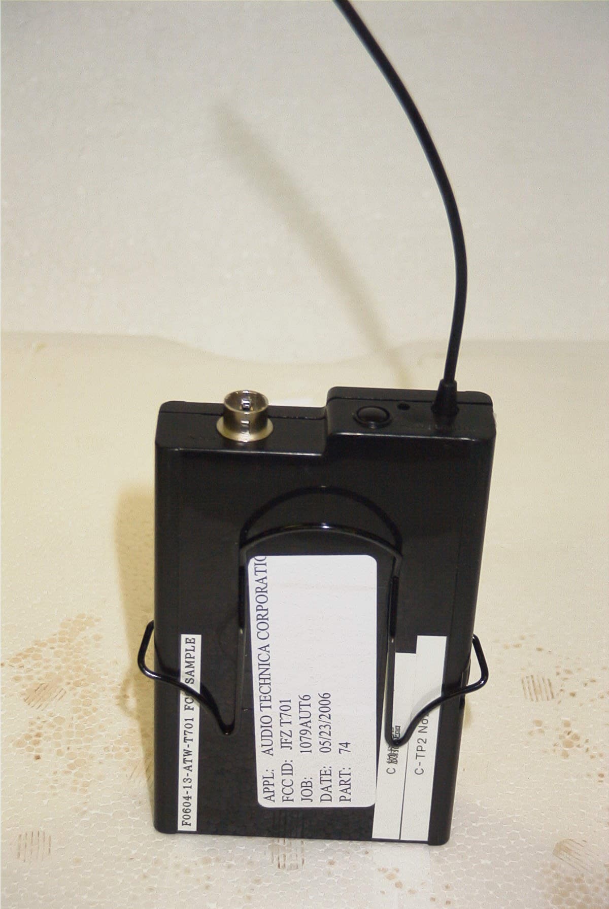 BELTPACK TRANSMITTER - FCC ID JFZT701 - Audio-Technica Corporation (2)