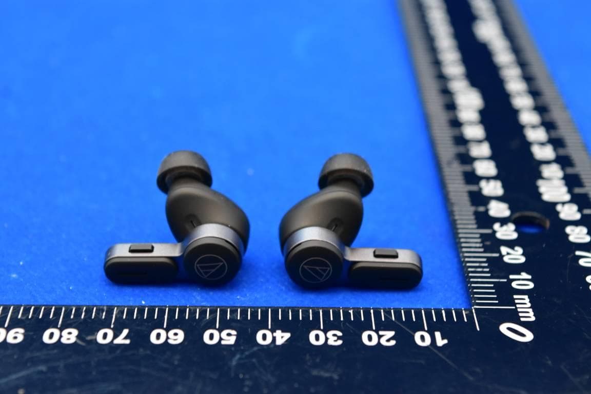 Wireless Headphones with Bluetooth - FCC ID JFZTWX7R - Audio-Technica Corporation (4)