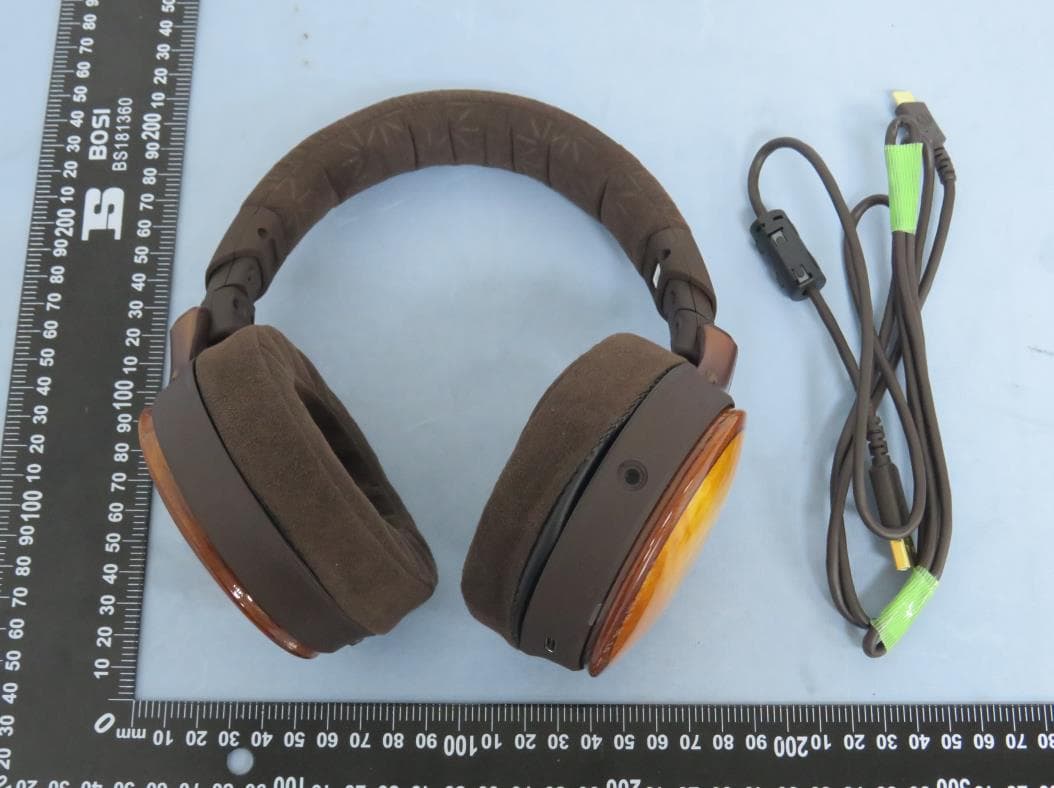 Wireless Headphones - FCC ID JFZWB2022 - Audio-Technica Corporation (2)