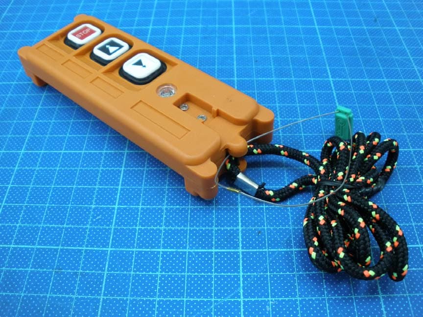 Industrial Radio Remote Controller - FCC ID JI9-F21-2S-032 - Intercontinental Technologies Ltd