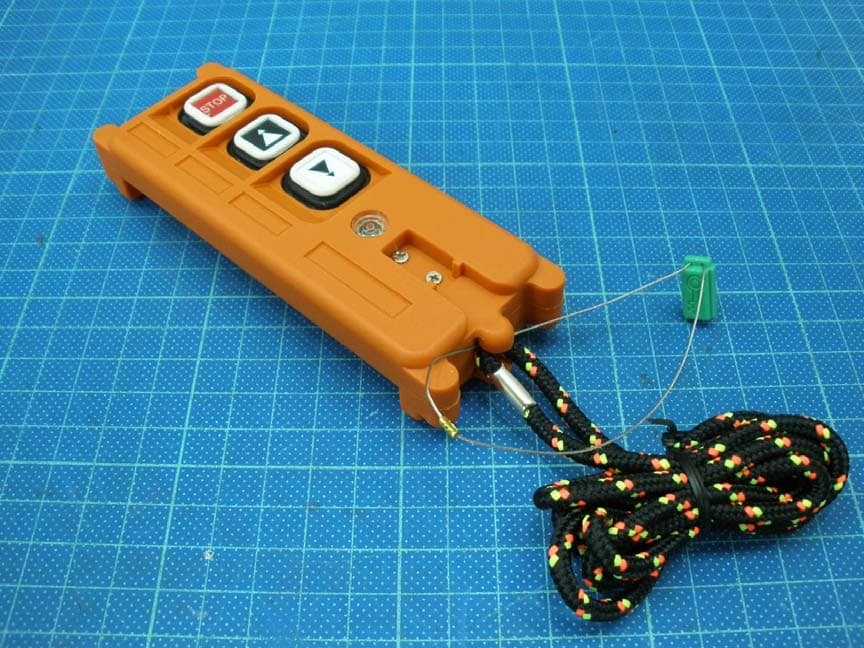 Industrial Radio Remote Controller - FCC ID JI9-F21-2S-035 - Intercontinental Technologies Ltd