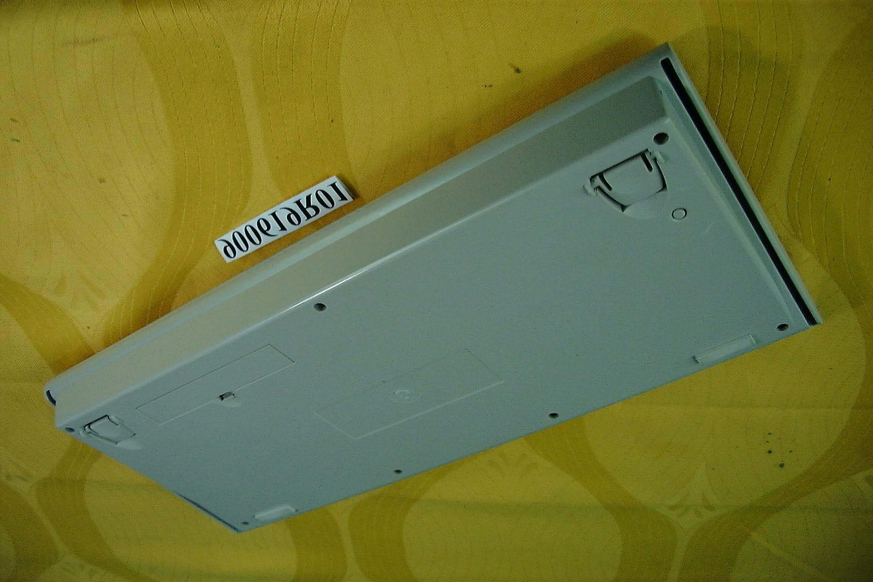 Wireless Keyboard - FCC ID JNZ211494 - Logitech Far East Ltd (2)