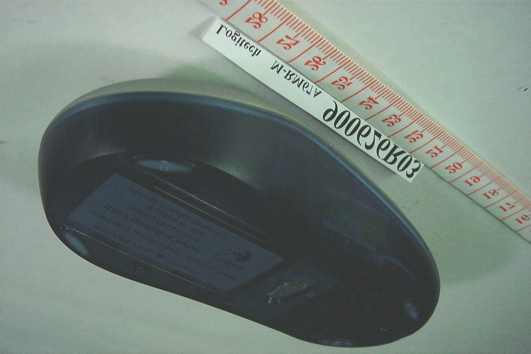 Wireless Mouse - FCC ID JNZ211499 - Logitech Far East Ltd (3)