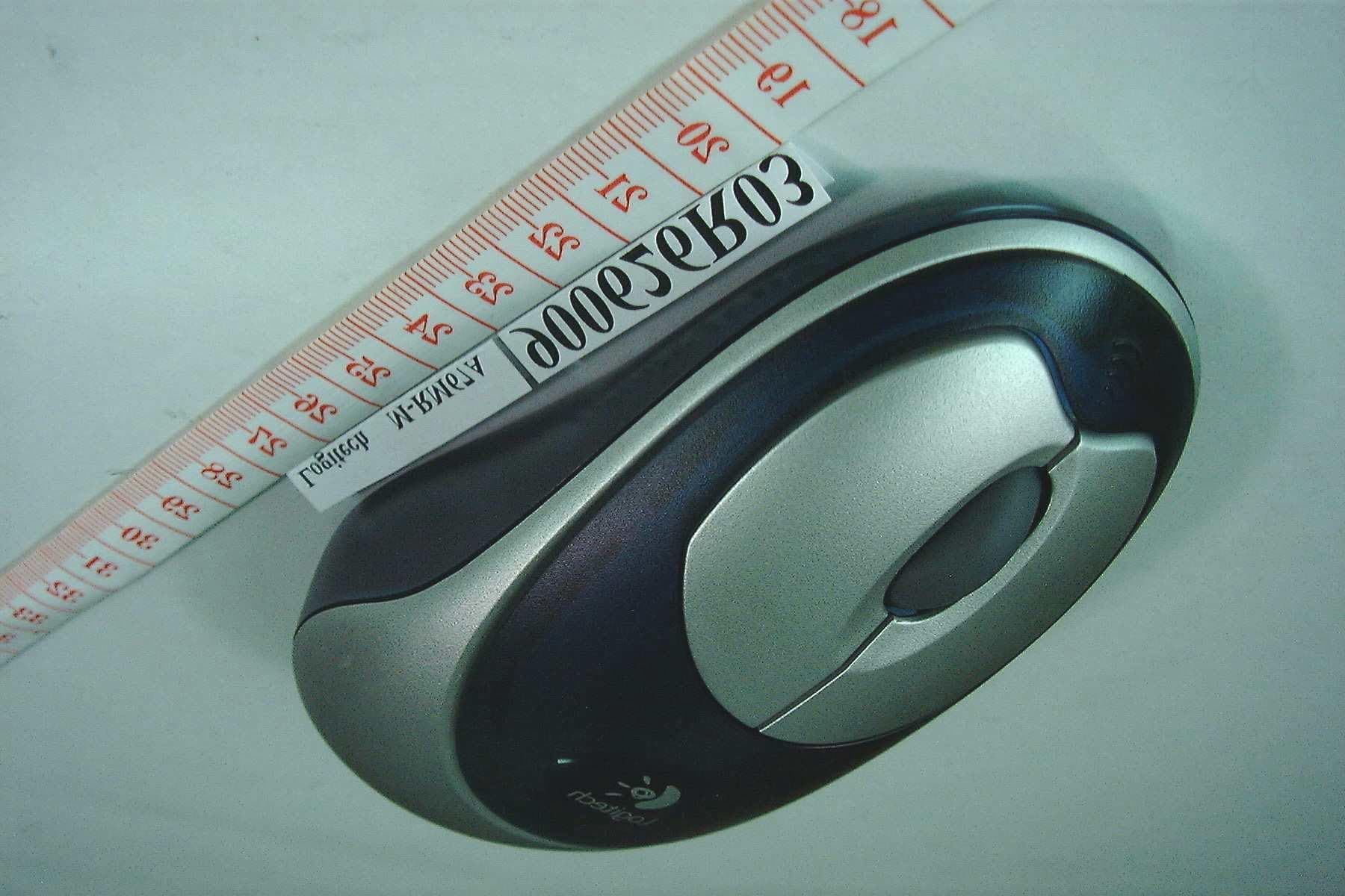 Wireless Mouse - FCC ID JNZ211499 - Logitech Far East Ltd (2)