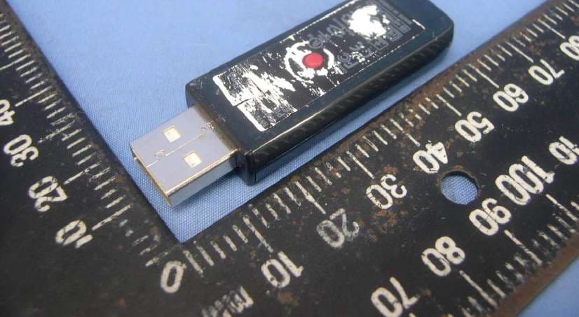 2.4GHz Transceiver - FCC ID JNZ212315 - Logitech Far East Ltd (1)