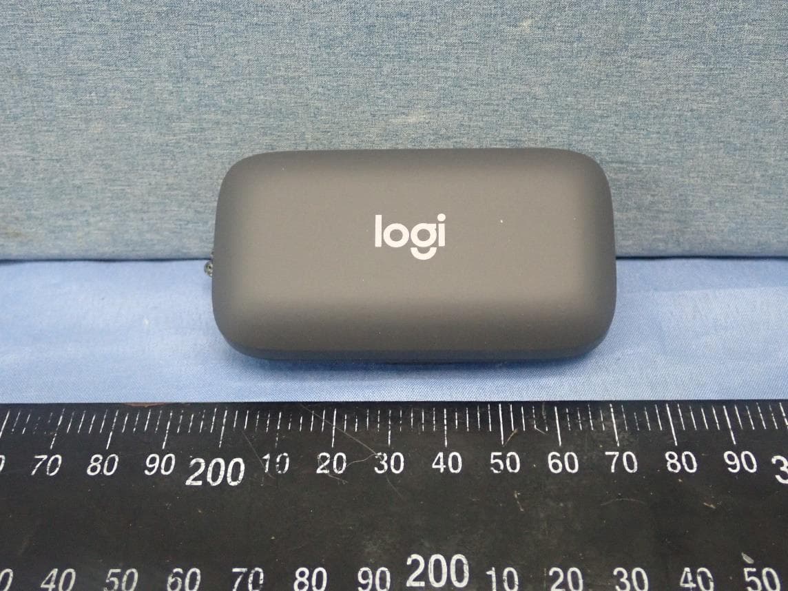 Charger case - FCC ID JNZB00042 - Logitech Far East Ltd (5)