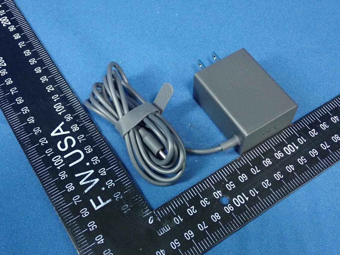 Powered Wireless Charging Stand - FCC ID JNZF00008 - Logitech Far East Ltd