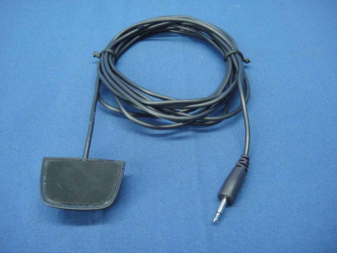 Remote Controller - FCC ID JNZNR0010 - Logitech Far East Ltd (1)