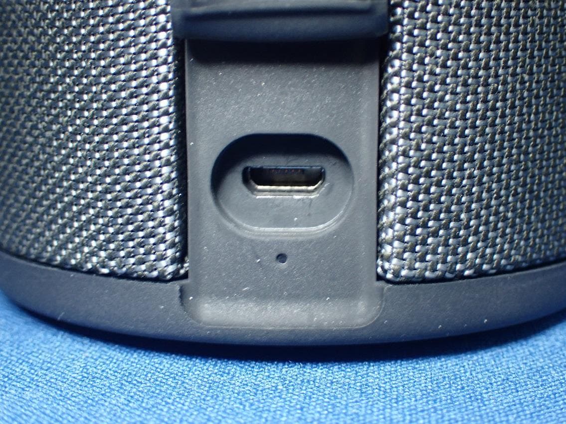 Bluetooth speaker - FCC ID JNZS00176 - Logitech Far East Ltd