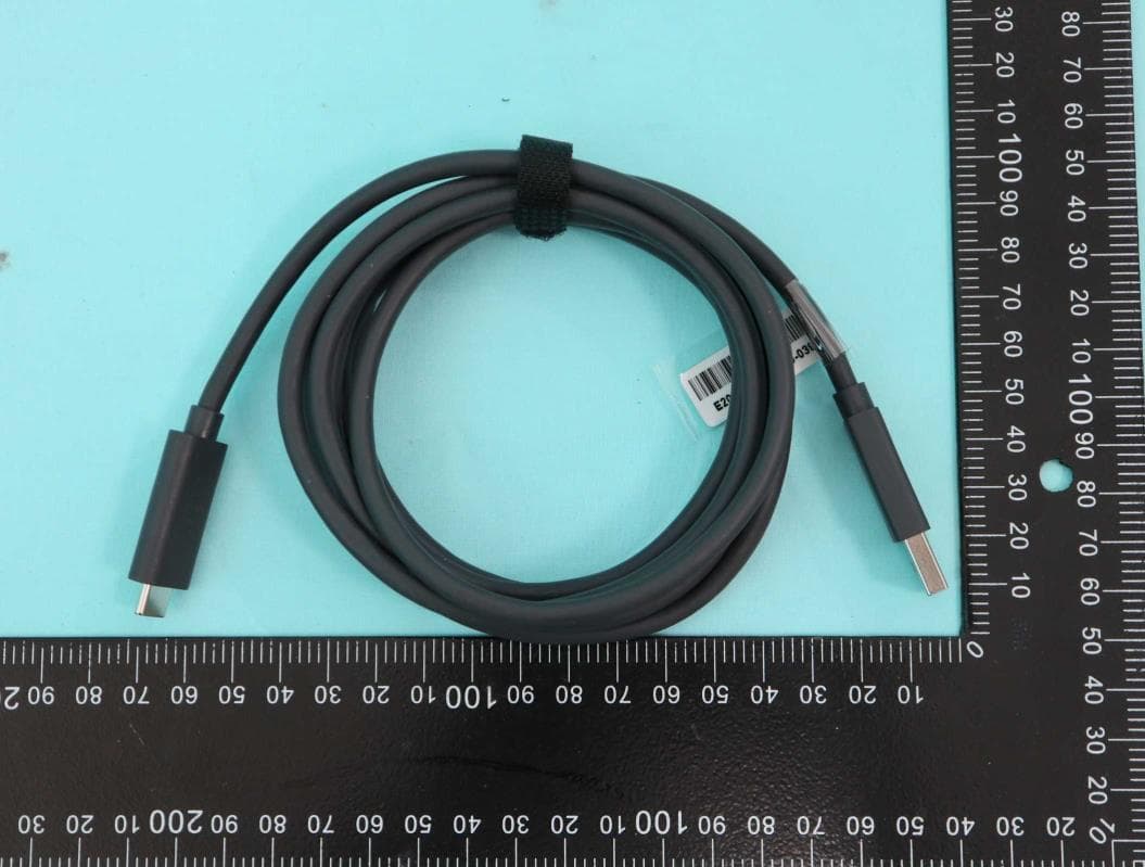 Camera and Speakerphone unit - FCC ID JNZVR0019 - Logitech Far East Ltd (2)