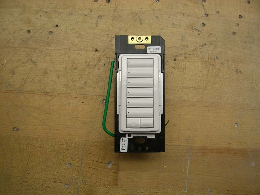 Hybrid Keypad - FCC ID JPZ0071 - Lutron Electronics Company Inc (5)