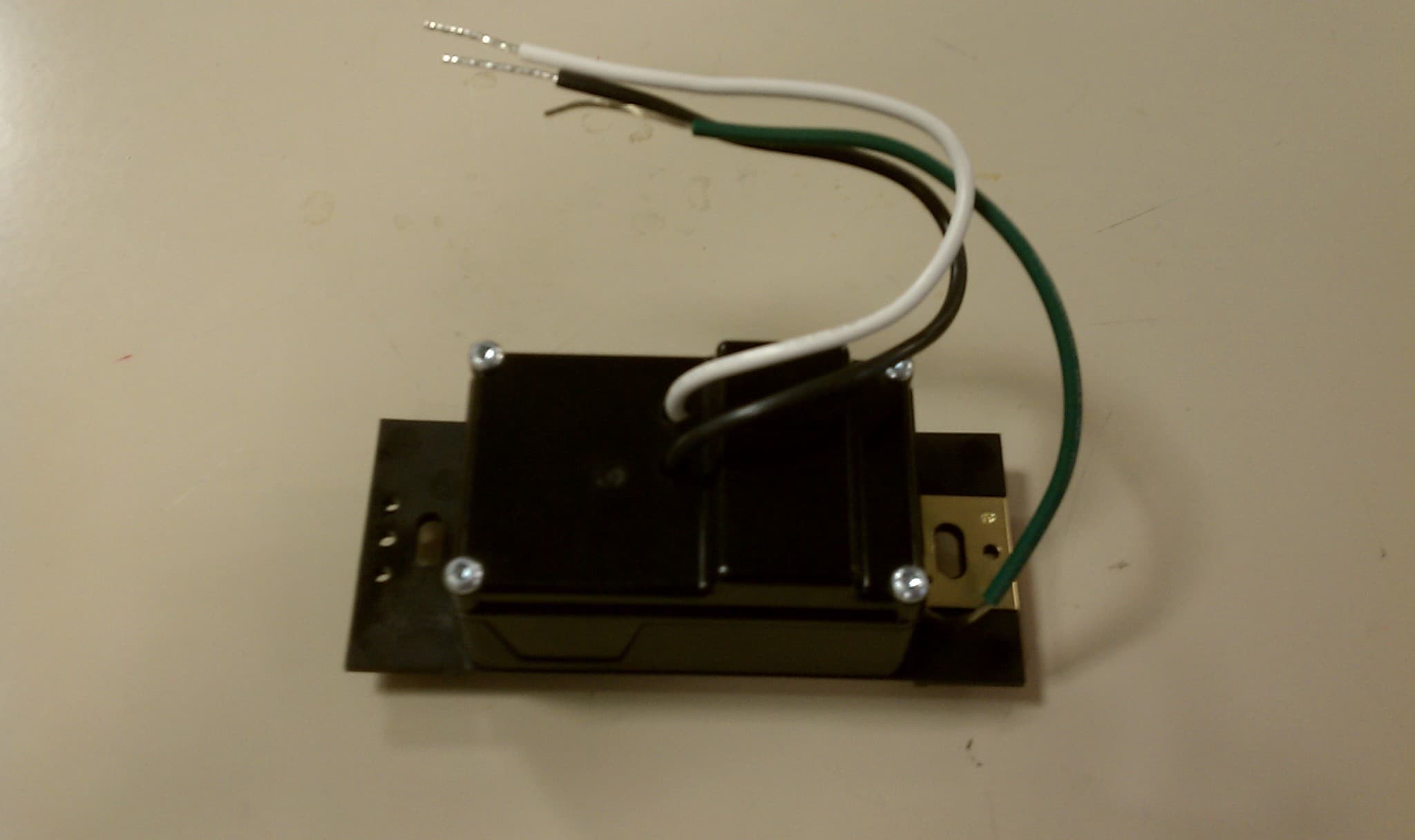 RF Theromstat - FCC ID JPZ0074 - Lutron Electronics Company Inc (2)