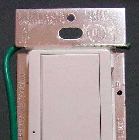 Wireless Switch - FCC ID JPZ0088 - Lutron Electronics Company Inc (3)
