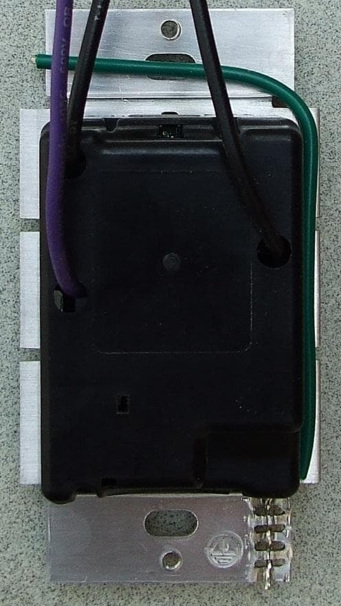 Wall mounted switch - FCC ID JPZ0100 - Lutron Electronics Company Inc (3)