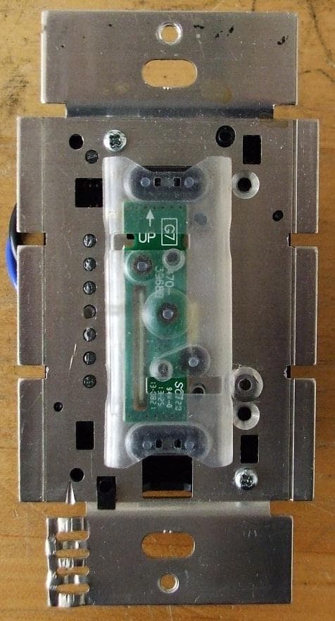 Wall mounted switch - FCC ID JPZ0100 - Lutron Electronics Company Inc (2)