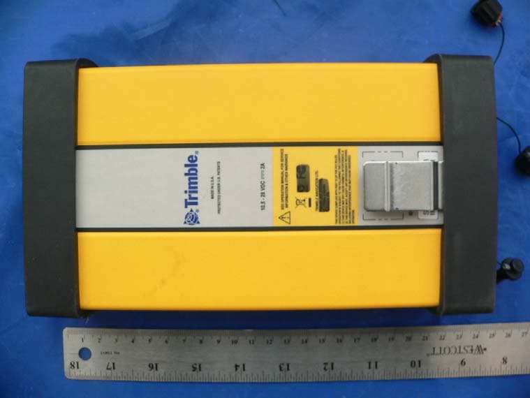 900 MHz GPS and FHSS Transceiver - FCC ID JUP-5855590 - Trimble, Inc.