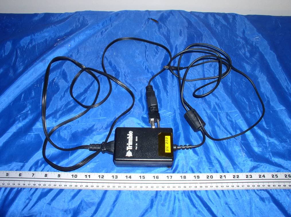 GPS Rx with BT and 900 MHz FHSS Tx - FCC ID JUP-6248192-B1 - Trimble, Inc. (2)