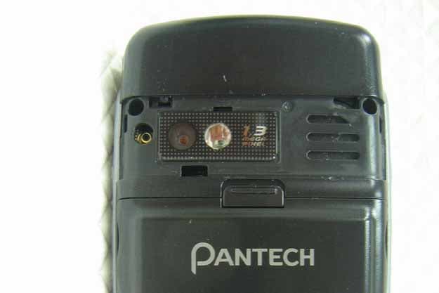 Cellular/ PCS GSM/ EDGE/ WCDMA Phone w/ Bluetooth - FCC ID JYCC810 - Pantech Co Ltd (3)