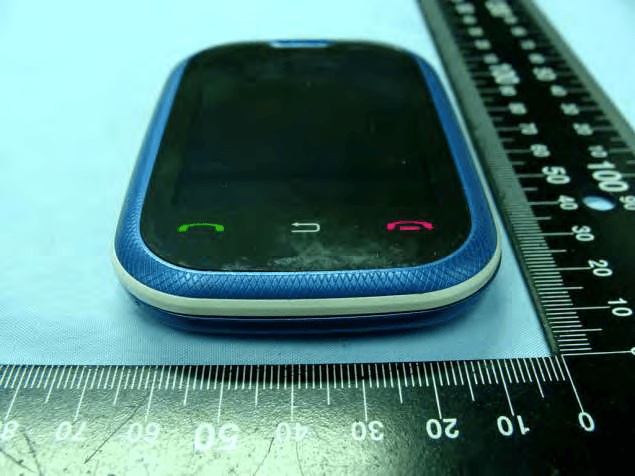 QUAD-BAND GSM/GPRS/EDGE AND DUAL-BAND WCDMA/HSDPA MOBILE STATION - FCC ID JYCP9020 - Pantech Co Ltd (3)