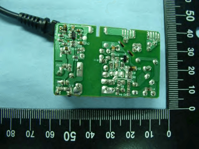 QUAD-BAND GSM/GPRS/EDGE AND DUAL-BAND WCDMA/HSDPA MOBILE STATION - FCC ID JYCP9020 - Pantech Co Ltd (2)