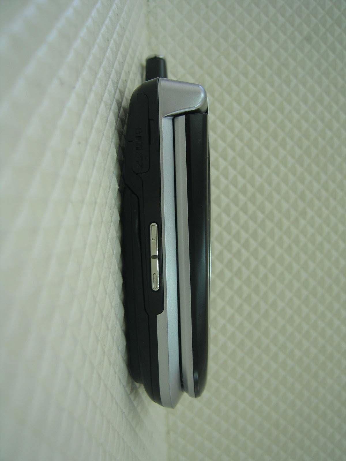 Dual- Mode CDMA Phone with Bluetooth - FCC ID JYCPC-8200N - Pantech Co Ltd (4)