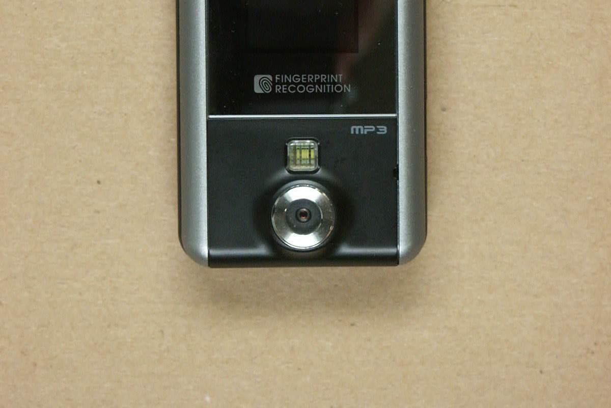 TripleBand GSM900/DCS1800/PCS1900(w. WAP,GPRS&BT) - FCC ID JYCPG-6200 - Pantech Co Ltd (2)