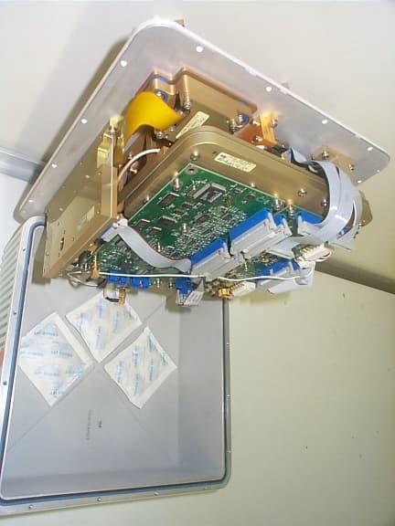 Point to multipoint - HUB - FCC ID K3Y-38HH-001 - Hughes Network Systems (3)