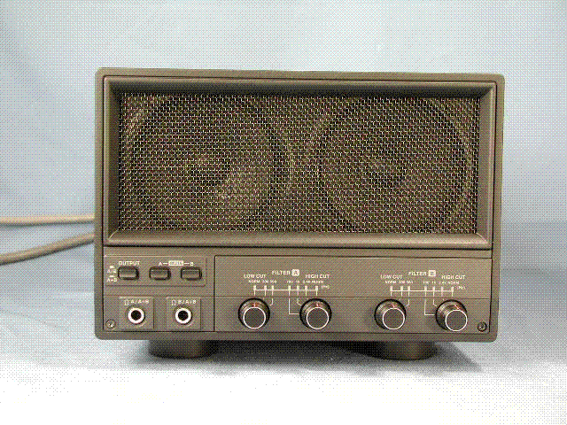 HF Transceiver with Scanning Receiver - FCC ID K6620101X70 - Yaesu Musen Co., Ltd. (1)
