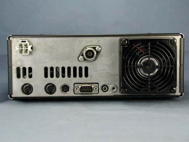 HF Transceiver with Scanning Receiver - FCC ID K6620241X50 - Yaesu Musen Co., Ltd. (3)