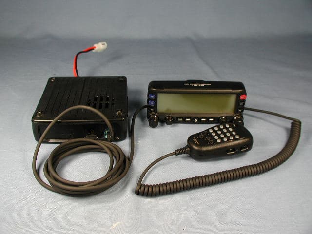 AMATEUR RADIO WITH SCANNING RECEIVER - FCC ID K6620335X40 - Yaesu Musen Co., Ltd. (5)