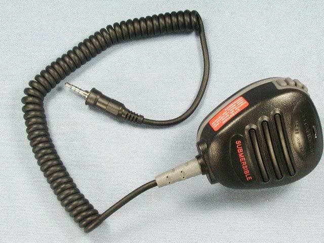 HANDHELD MARINE TRANSCEIVER - FCC ID K6630323X30 - Yaesu Musen Co., Ltd. (2)