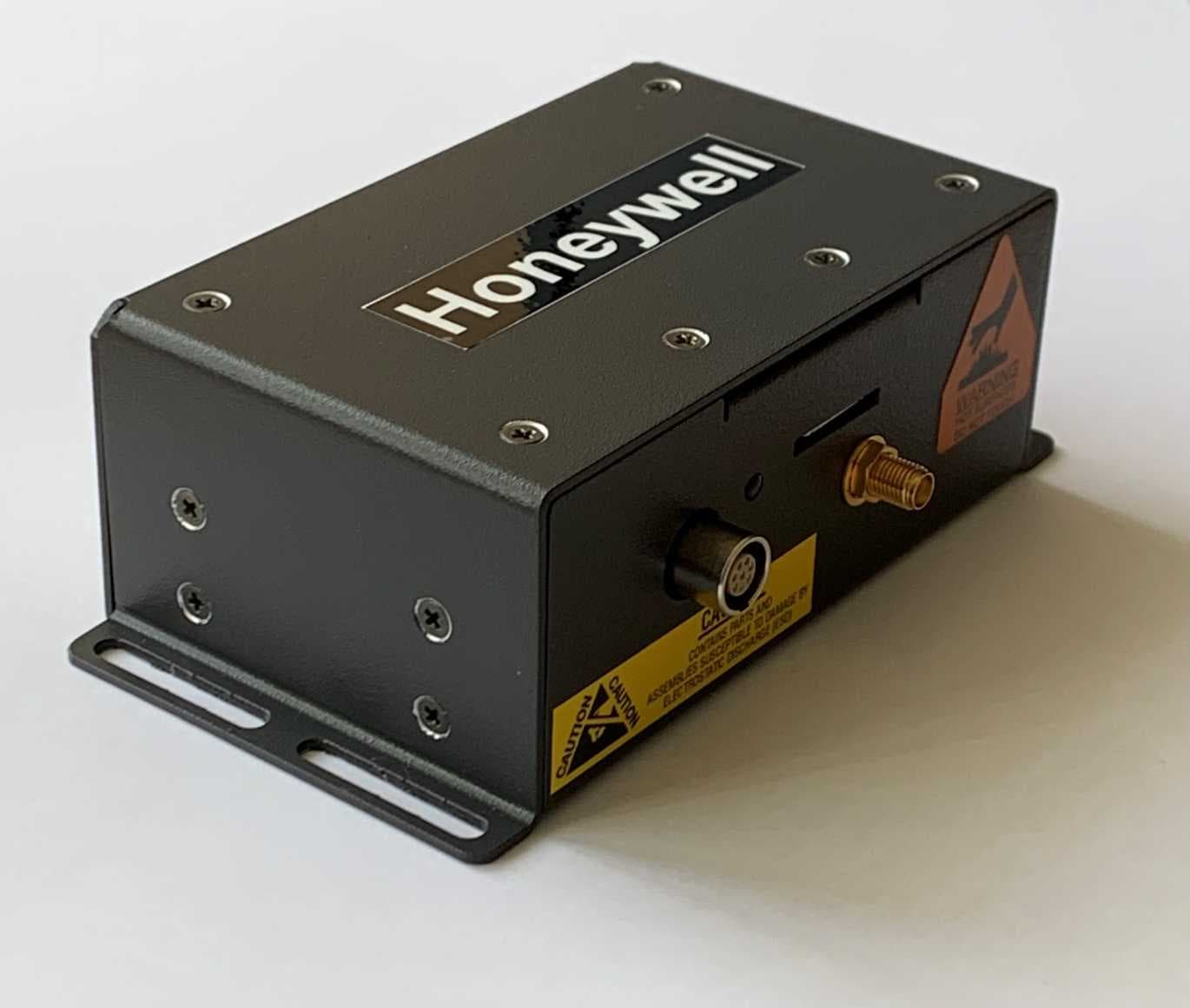 Small UAV Satcom - FCC ID K6KSMALLSATCOM - EMS Technologies Canada, Ltd. (4)