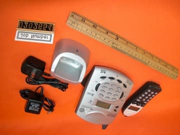 2.4GHz Frequency Hopping Cordless Telephone System - FCC ID K7G2G4DSSG4NNN - Giant Electronics Ltd
