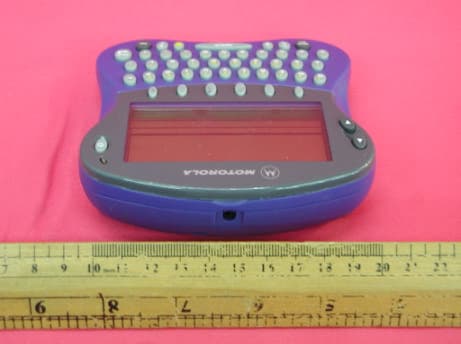 Short Range Wireless Instant Message Device - FCC ID K7GHCLE4065 - Giant Electronics Ltd