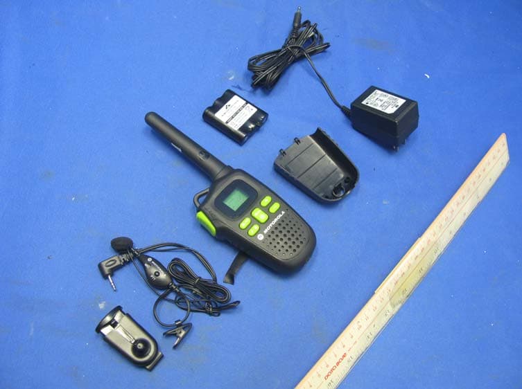 Two Way Radio -  FRS - FCC ID K7GMDBJJPR - Giant Electronics Ltd