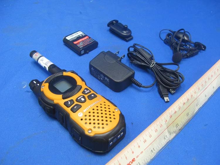 Two Way Radio with GMRS and FRS - FCC ID K7GMTCEJ - Giant Electronics Ltd