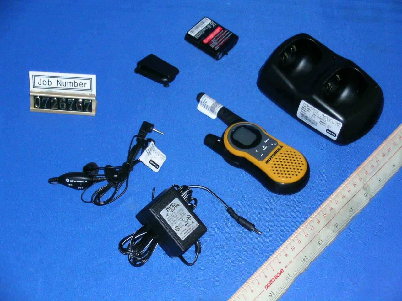 Two Way Radio with GMRS, FRS, and Weather Band Rx - FCC ID K7GSX900 - Giant Electronics Ltd (2)