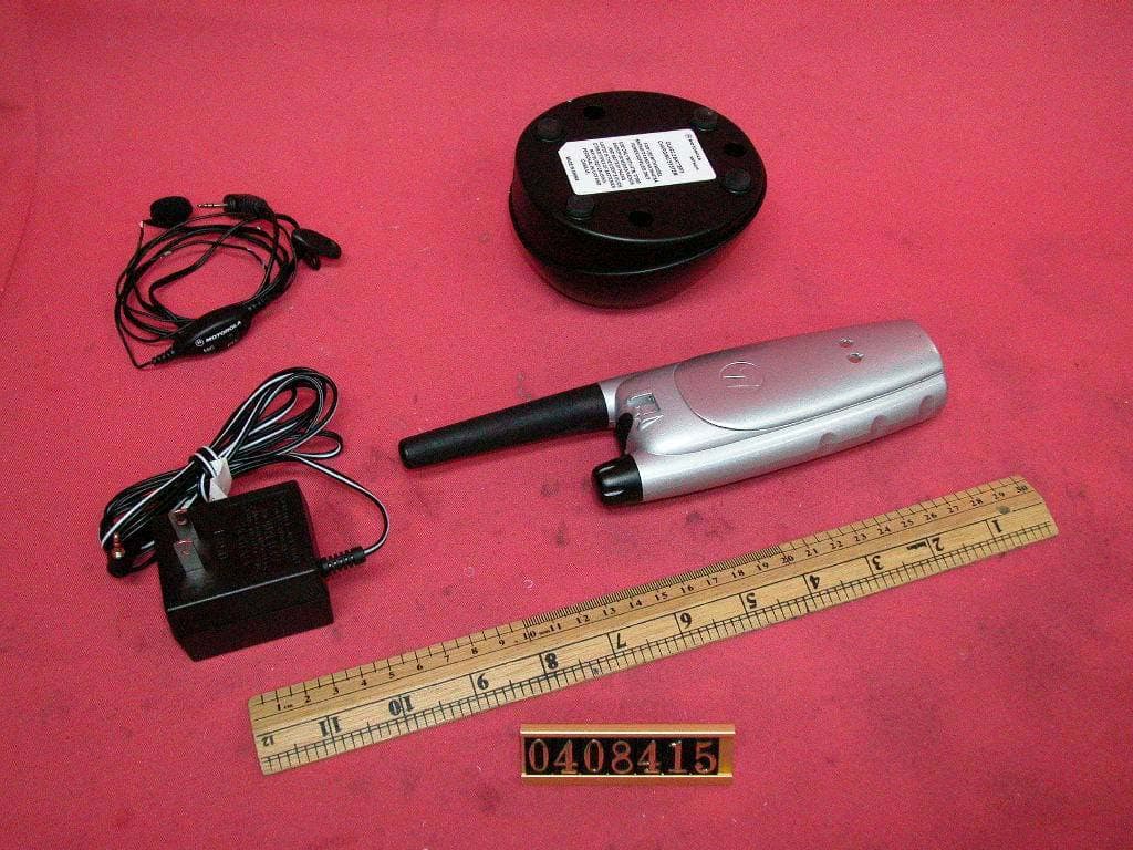 Transmitter Portion of Two Way Radio w  FRS & GMRS - FCC ID K7GT710R - Giant Electronics Ltd (2)