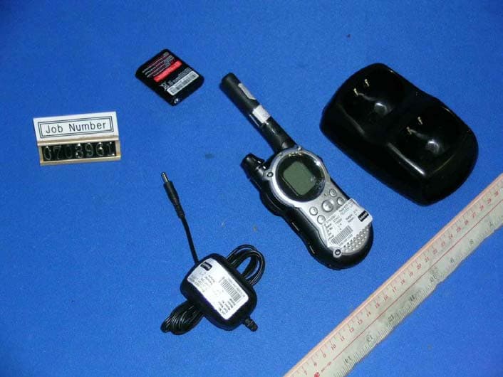 FRS/GMRS Two Way Radio with weather band receiver - FCC ID K7GT9580 - Giant Electronics Ltd