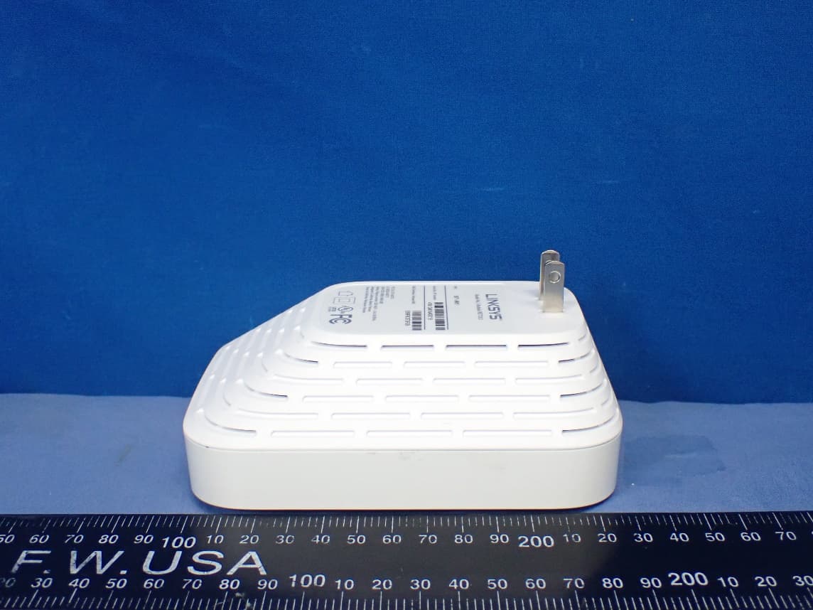 LINKSYS RE7350 WIFI 6 RANGE EXTENDER, AX1800 / LINKSYS RE7310 WIFI RANGE EXTENDER, AX1800 - FCC ID K7S-08270 - Belkin International, Inc. (3)
