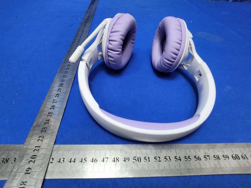 SOUNDFORM Inspire Over Ear Headset - FCC ID K7SAUD006 - Belkin International, Inc. (2)