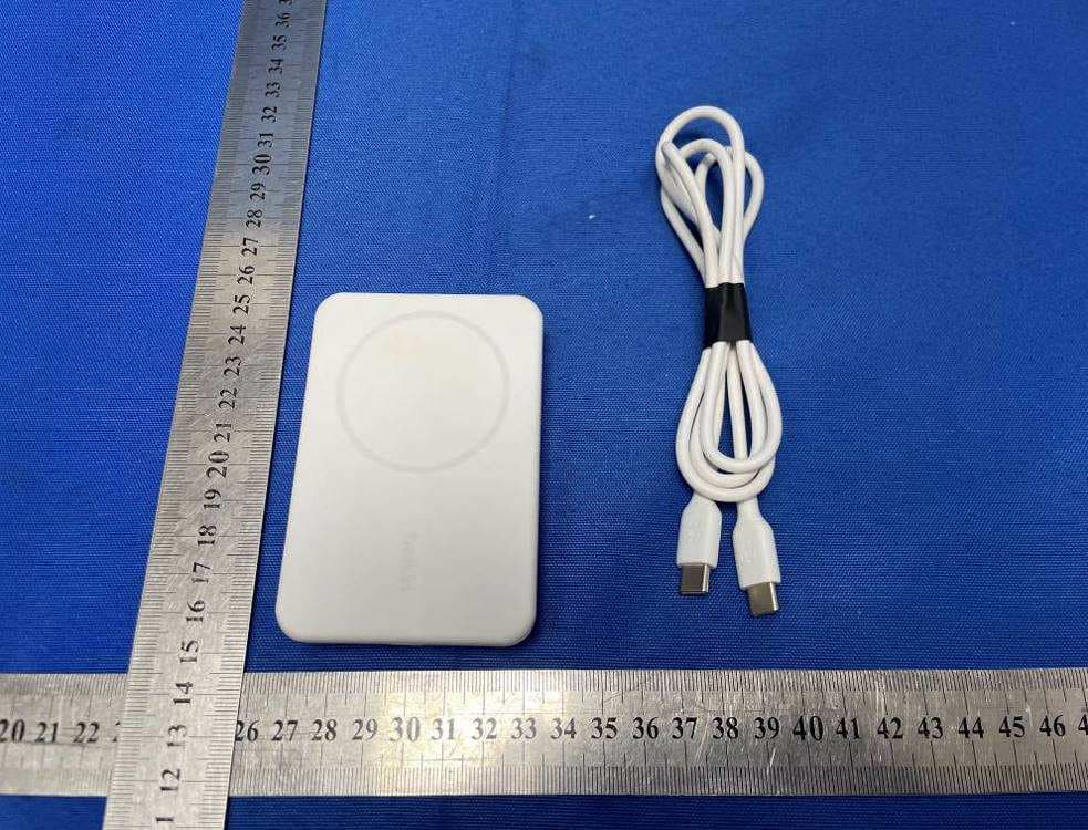 Magnetic Wireless Power Bank 5K + Stand - FCC ID K7SBPD004 - Belkin International, Inc.