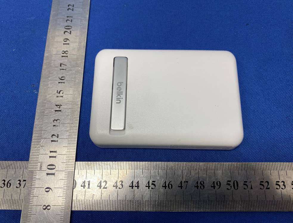 Magnetic Wireless Power Bank 5K + Stand - FCC ID K7SBPD004 - Belkin International, Inc. (3)