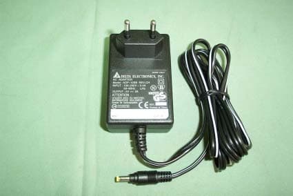 802.11 b/g Wireless USB Printer Server - FCC ID K7SF1UP0001 - Belkin International, Inc. (1)