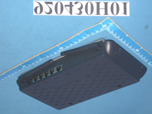 Wireless Cable/DSL Gateway Router - FCC ID K7SF5D623142 - Belkin International, Inc. (1)