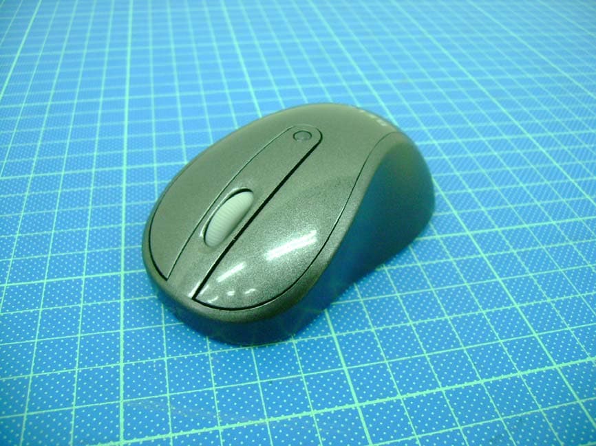 Wireless Mouse - FCC ID K7SF5L075USB - Belkin International, Inc. (2)