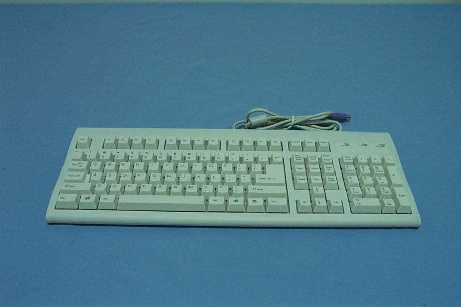 Keyboard - FCC ID K7SF8E206PS2 - Belkin International, Inc. (2)