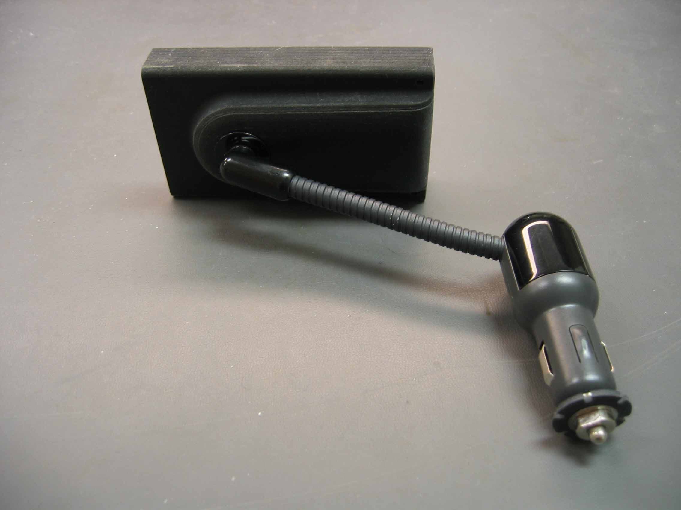 Low power FM Stereo transmitter - FCC ID K7SF8M026 - Belkin International, Inc. (3)