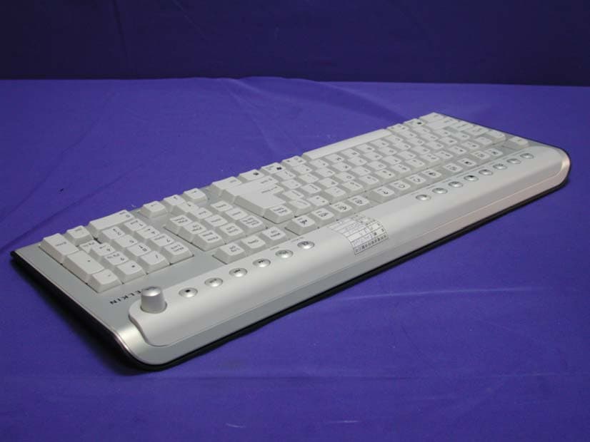 BLUETOOTH WIRELESS KEYBOARD - FCC ID K7SF8T040 - Belkin International, Inc. (2)