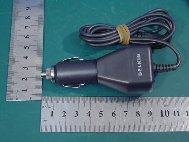 Tune Cast II Personal FM Transmitter - FCC ID K7SF8V3080A - Belkin International, Inc.